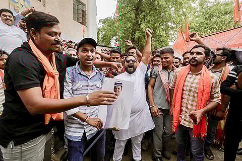 VHP protest against Rahul Gandhi
